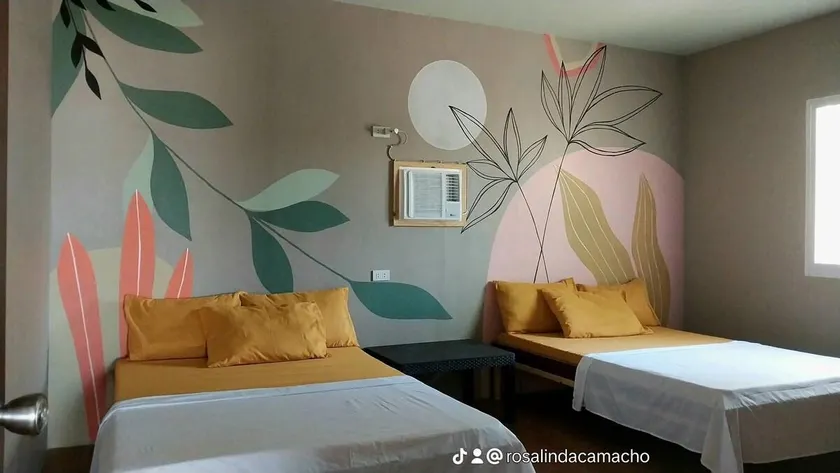 Beachfront AC 3-Bedrm Villa,14pax, 10pax  xtra@500 - Image 1