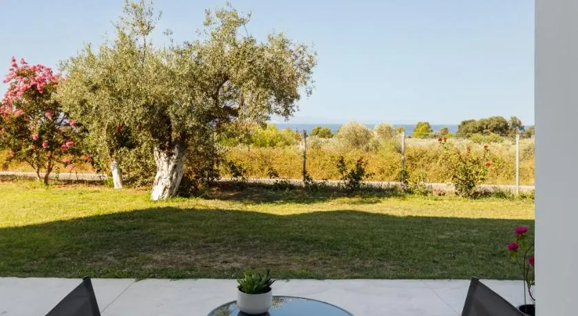 Amalfi by halu!, Apartment with private garden - Image 1