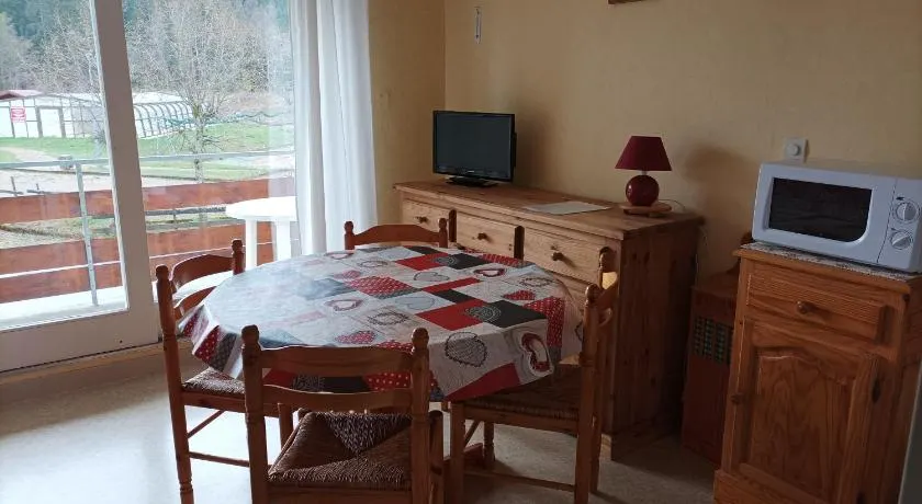 Charmant studio au coeur du village - Image 1