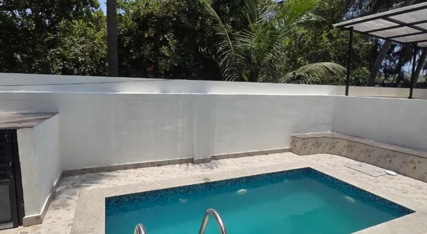Tropical Beach Villa - Image 1