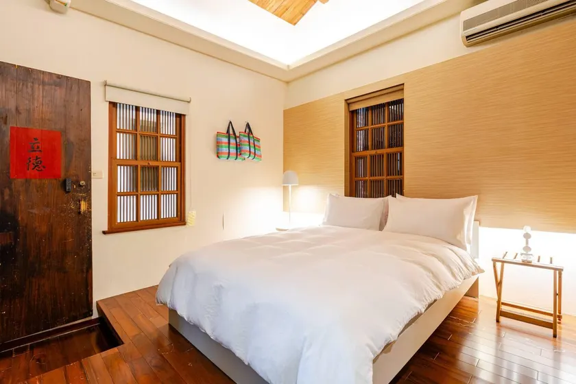 臺窩灣台南包棟民宿Taiwan Heritage House A Cultural Stay in Tainan 全新房間2-12人4房6衛4床2廳1廚房 - Image 1