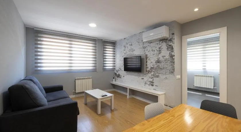 ALQUILAZ. Apartamentos Turísticos. - Image 1