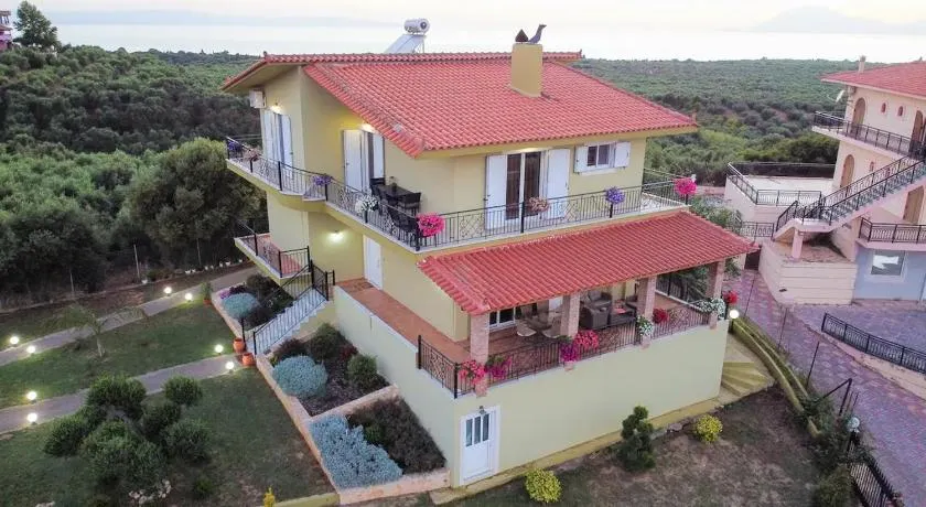 Elenas Villas - Image 1