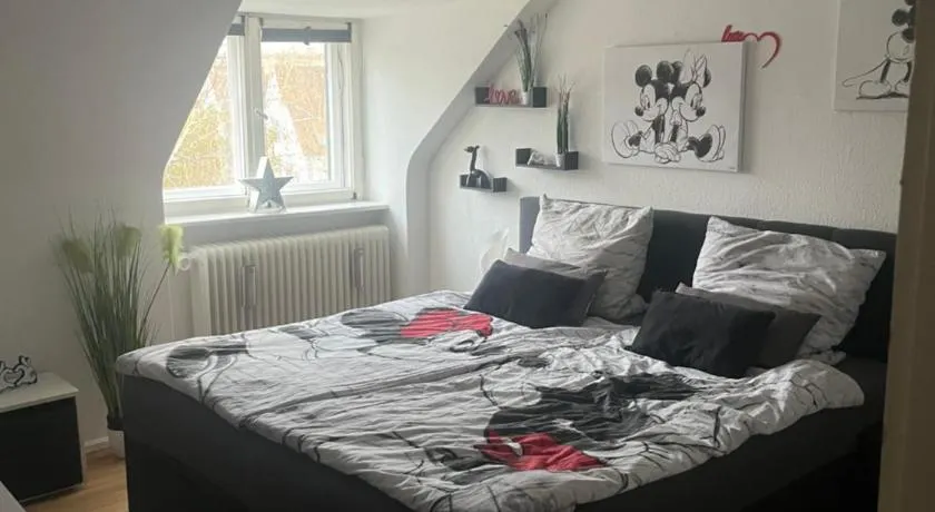 Ruhige Wohlfühloase unterm Dach - Image 1