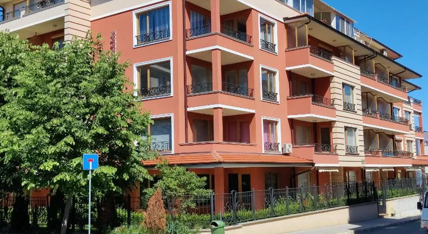 Villa Rossa - Image 1