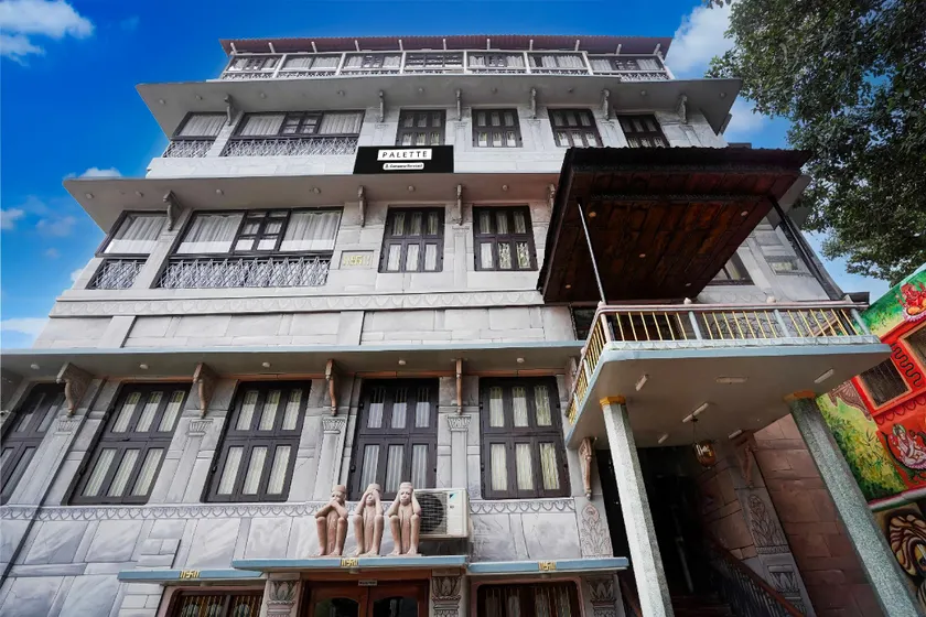 Palette by CheckIn Heritage Scindia Ghat - Image 1
