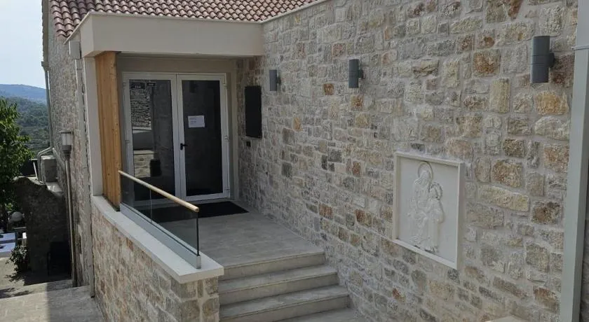 Hotel Sveta Ana - Image 1