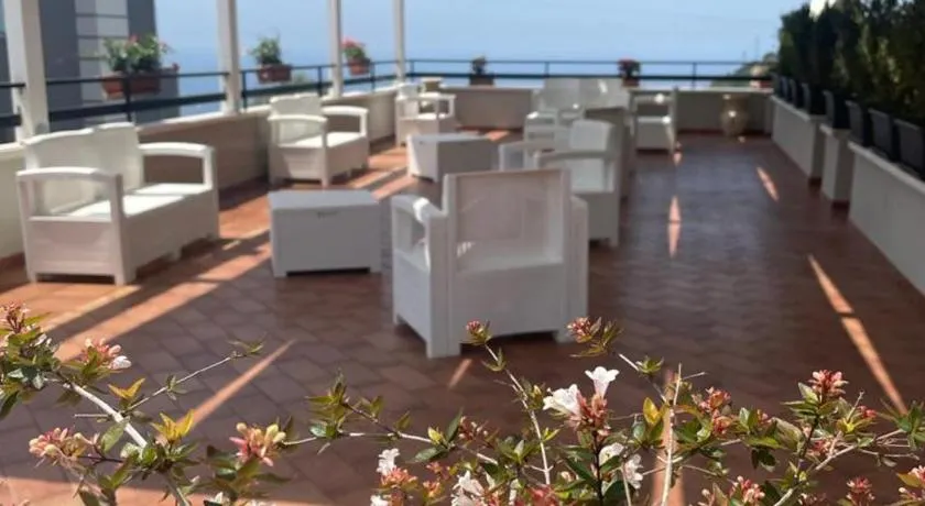 La Terrazza degli Dei - Image 1