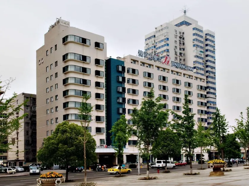 Jinjiang Inn Selecet Wuhan University Hongshan Road Metro Station Shuiguo Lake - Image 1