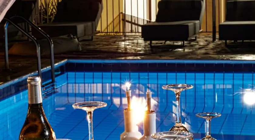 Hermes Hotel - Image 1