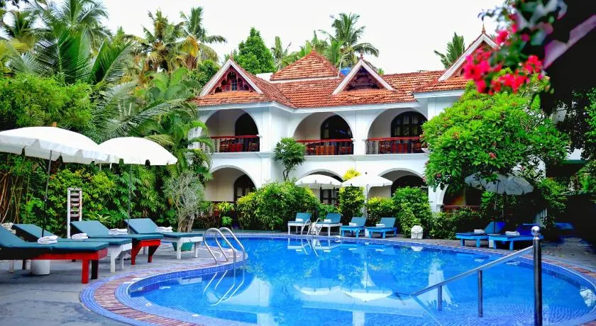 Molly's Retreat - Image 1