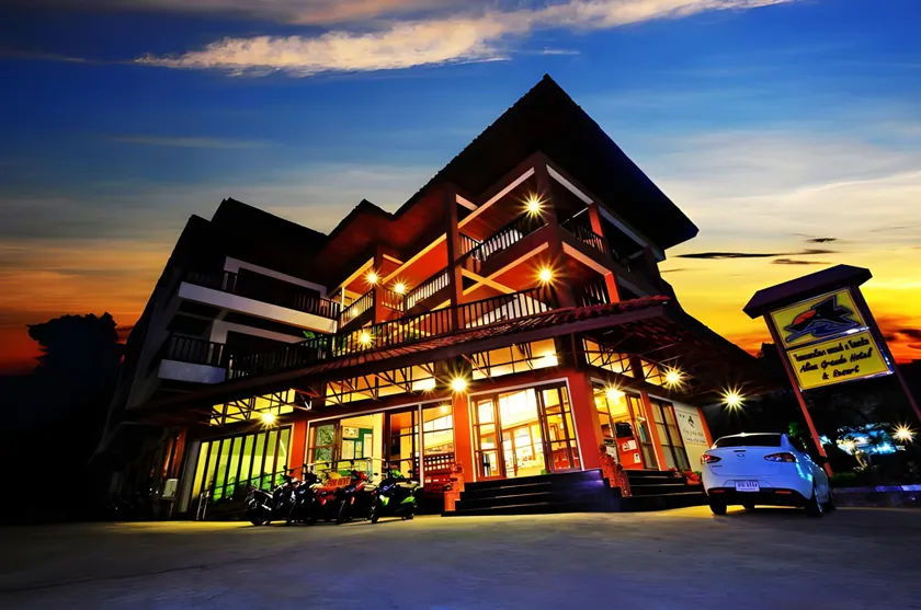 Alina Grande Hotel & Resort - Image 1