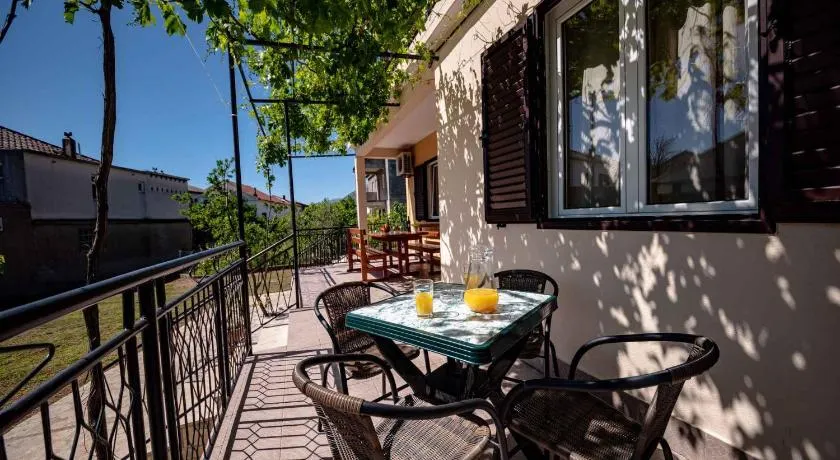 Apartments in Seline - Paklenica Riviera 41711 - Image 1