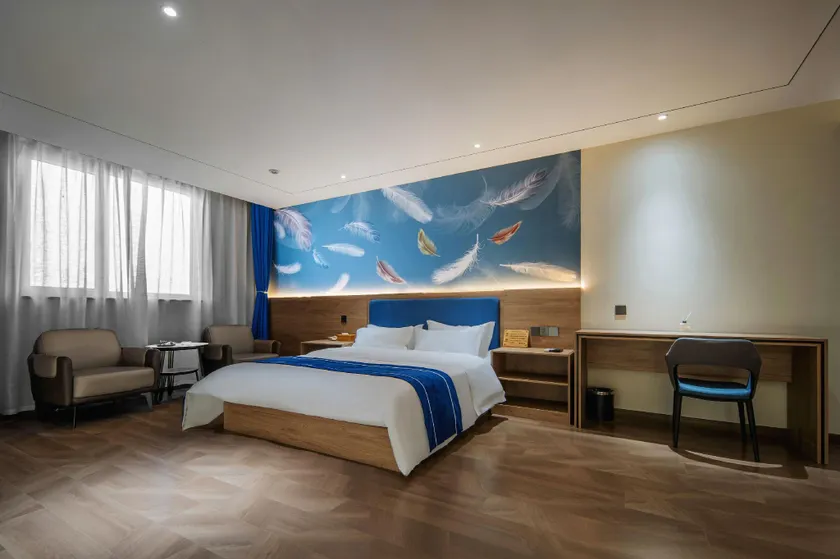 Yuelan Hotel (Baoding Qiyi West Road Wanhe Olympic City Branch) - Image 1
