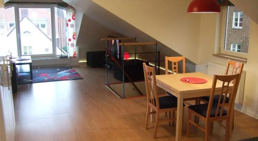 Honeymoon Seaview Apartment - Image 1