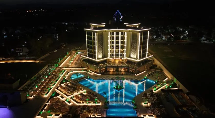 PALEMON Resort& Spa - Image 1