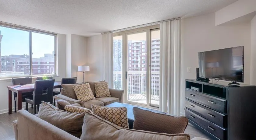 National at Ballston Place - Image 1