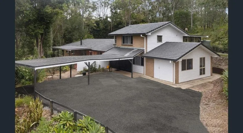 Peaceful Country Home Between Brisbane & GC - Image 1