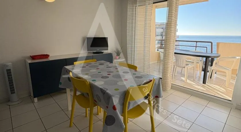 1 CHAMBRE, VUE MER, ACCES DIRECT PLAGE - Image 1
