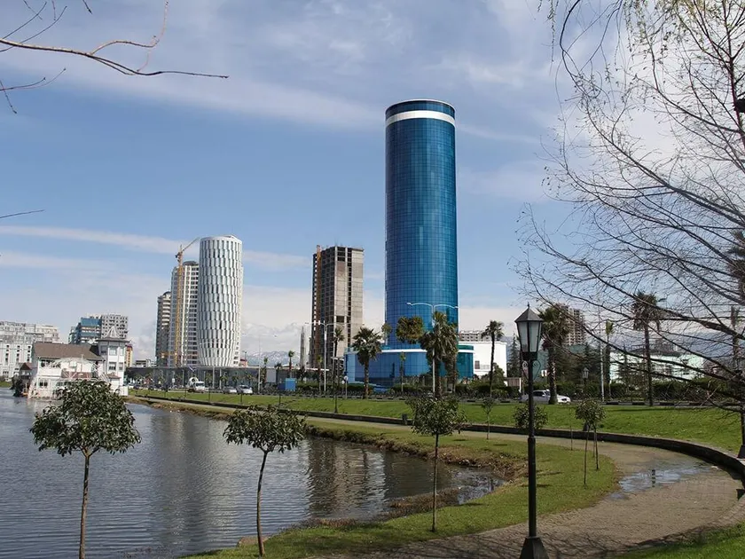 Sky Tower Hotel - Image 1