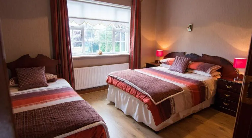 Room 1 - Anglers Rest Carrick - Image 1