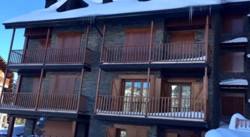 Apartamento frente Pistas de Esquí La Molina - Image 1
