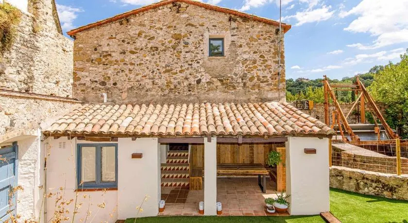 El Molino de Besalú (Casa con jardín) - Image 1