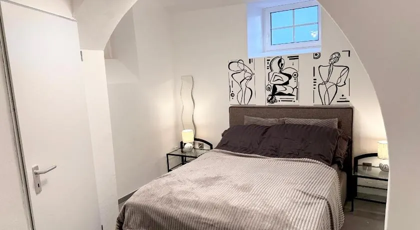 Perfect Getaway Room - Image 1
