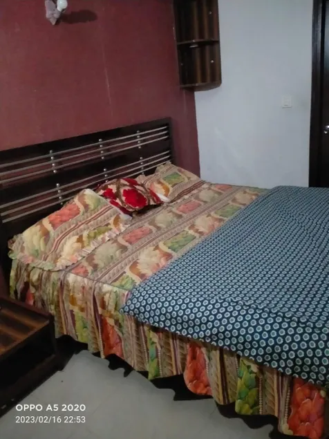 Decent guest house - Image 1
