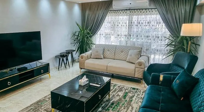 Luxury VIP apartment - Image 1