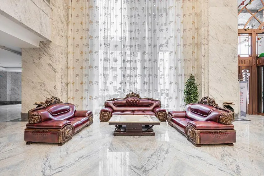 Chengzhou International Hotel - Image 1