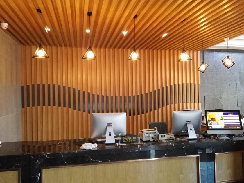 Cixi Fuda Hotel - Image 1