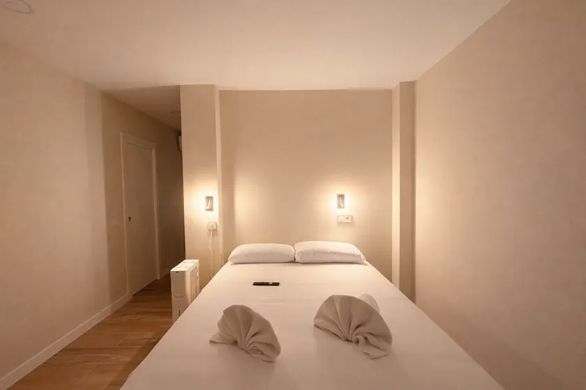 Hostal Bernabeu II - Image 1
