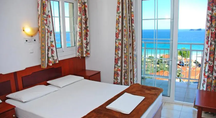 Hotel Smaragdi - Image 1