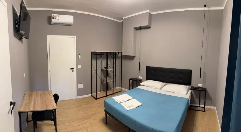 Riva Reno 4 Rooms - Image 1
