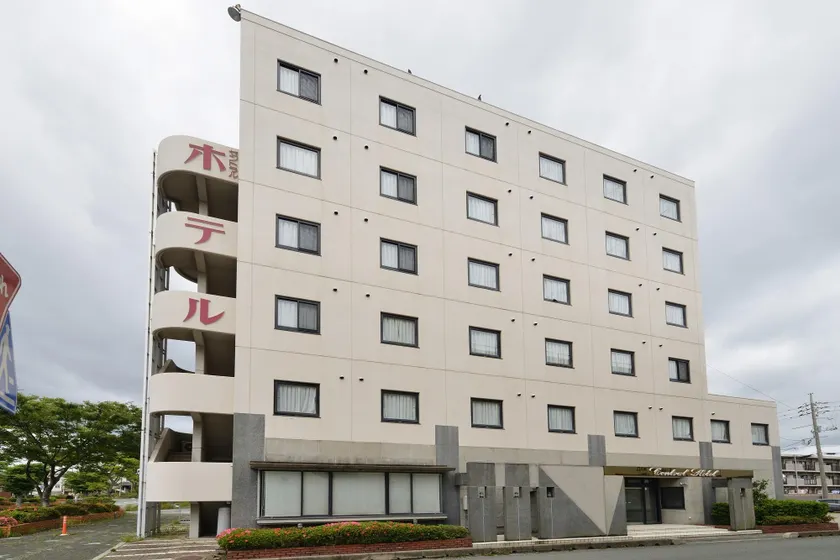 Nagato Central Hotel - Image 1