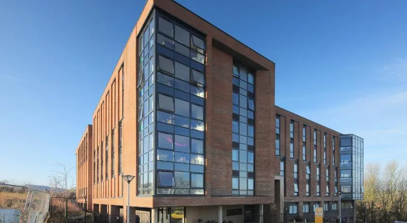 For Students Only - Riverside Way in Winchester - Image 1