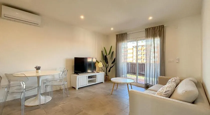 Clauhomes Suite Center - Image 1