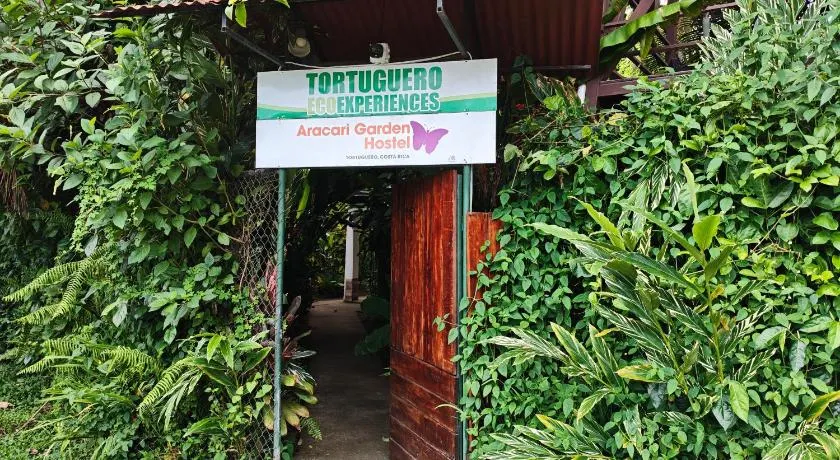 Aracari Garden Hostel - Image 1