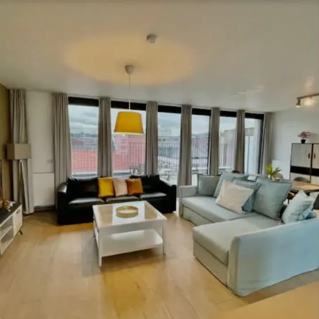 Modern 2BR Penthouse Near Diamond District by Oneluxstay - Image 1