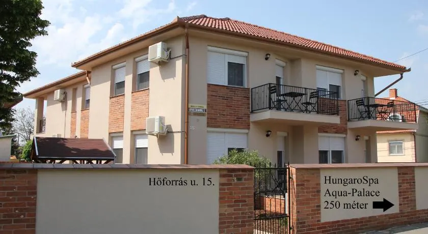 Imola És Andrea Apartmanház - Image 1