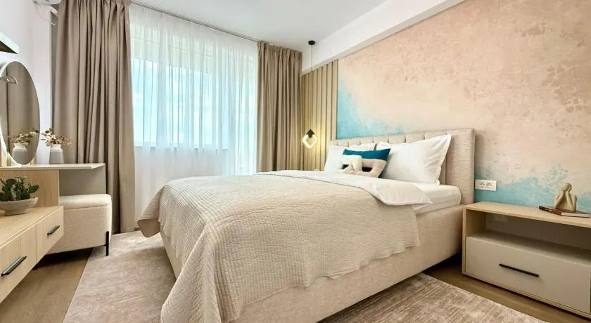 Central View Apartment - Image 1