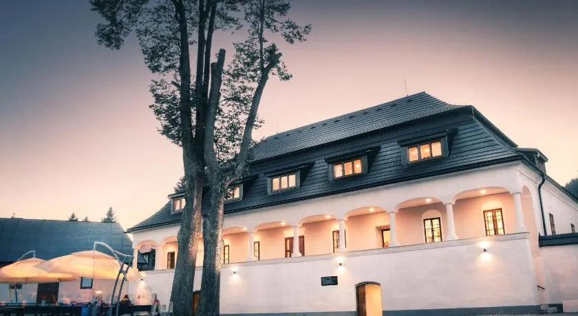 Kaštieľ Čičmany - Image 1