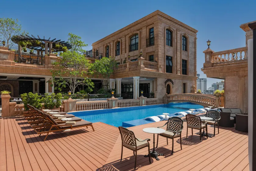 Anik Palace Hotel - Image 1