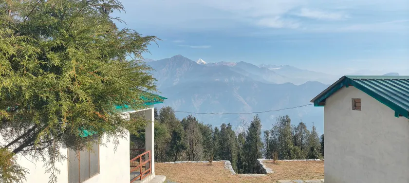 Top hill home stay - Image 1