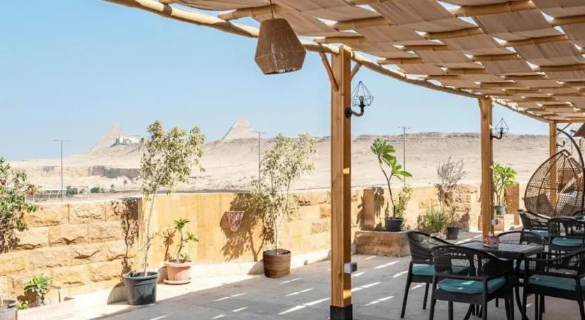 Pyramidia Serene with Rooftop, Pool & pyramids view - Image 1