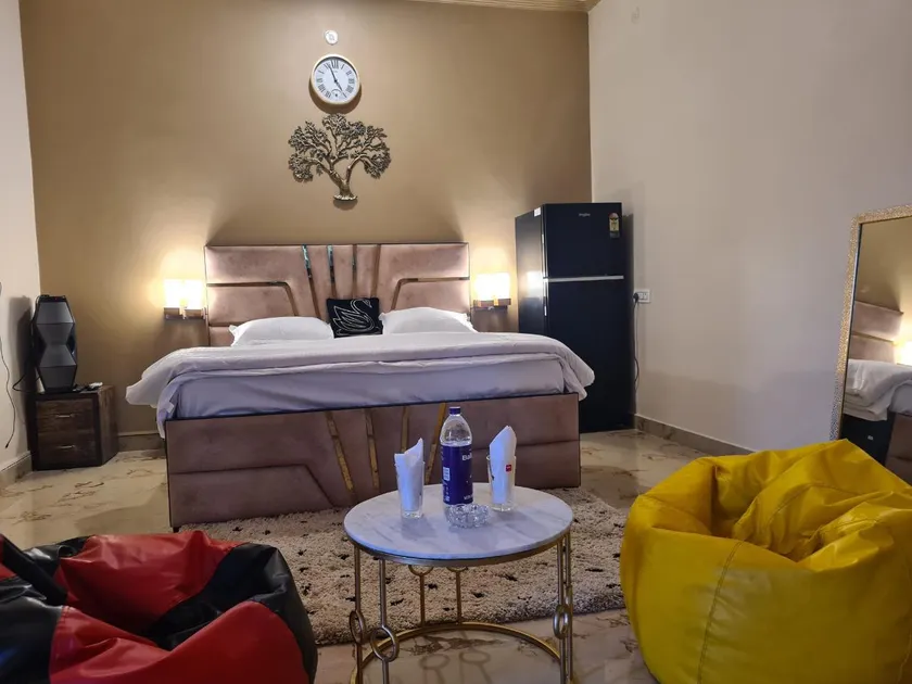 KARTIK HOME - Image 1