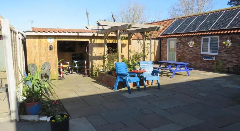 The Tack Room at Eastmoor Farm Fantastic 2 Bed Dog Friendly Luxury Cottage with Secure Gardens and Onsite Parking - Image 1