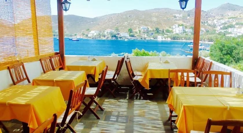 Alexandros Hotel - Image 1