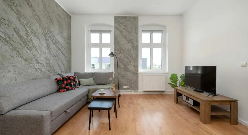 Spacious Apartment with WiFi & Smart TV Remote Working by Noclegi Renters - Image 1